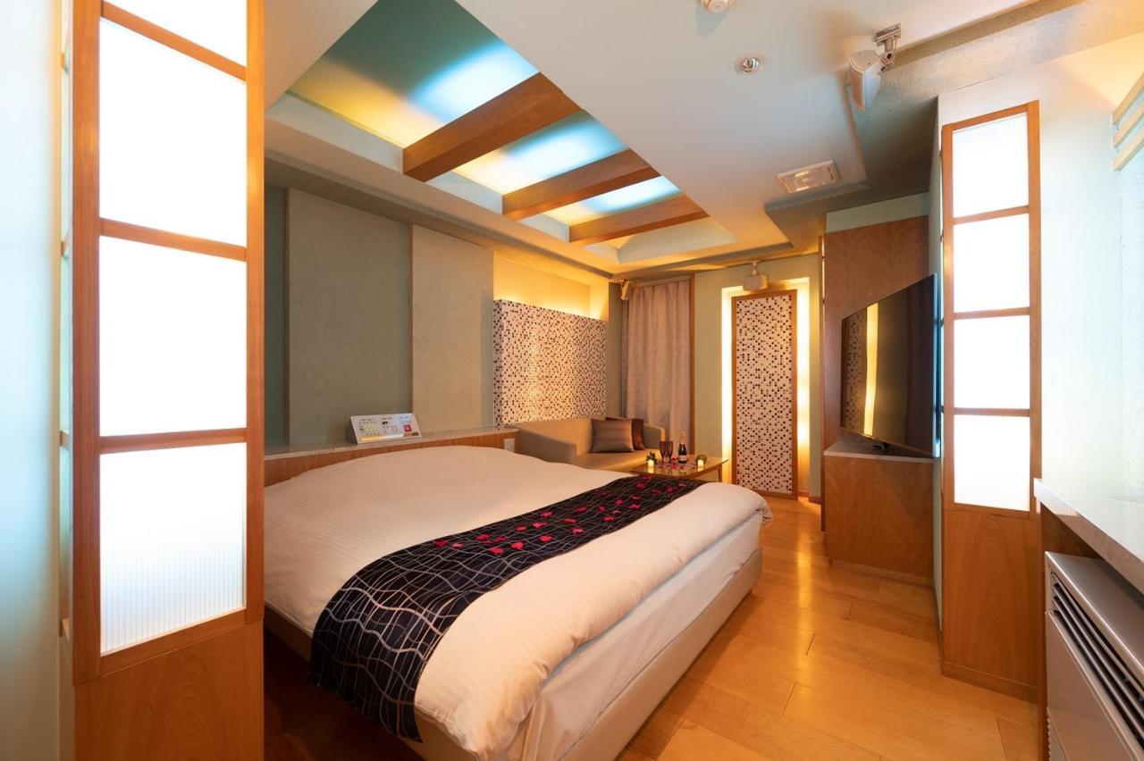 מלון Narashino Aria Makuhari Bay (Adults Only) מראה חיצוני תמונה