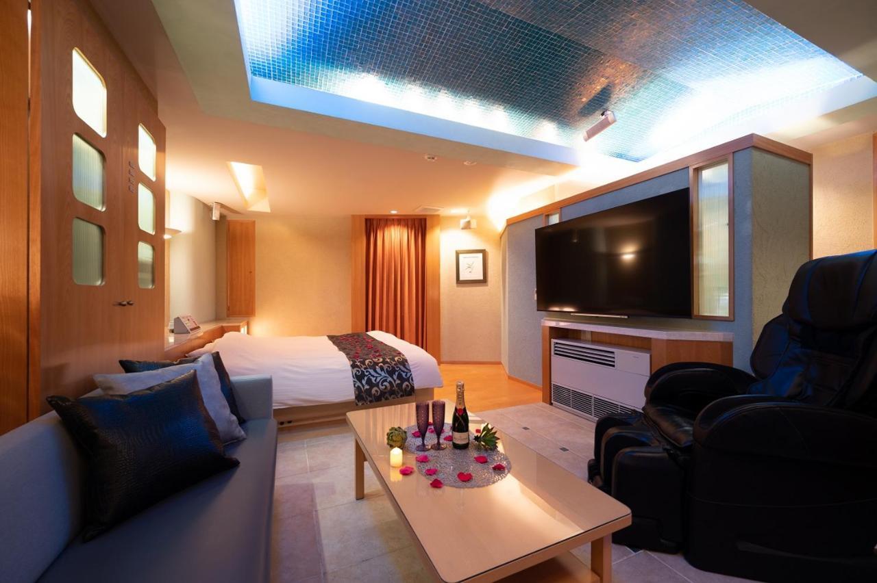 מלון Narashino Aria Makuhari Bay (Adults Only) מראה חיצוני תמונה
